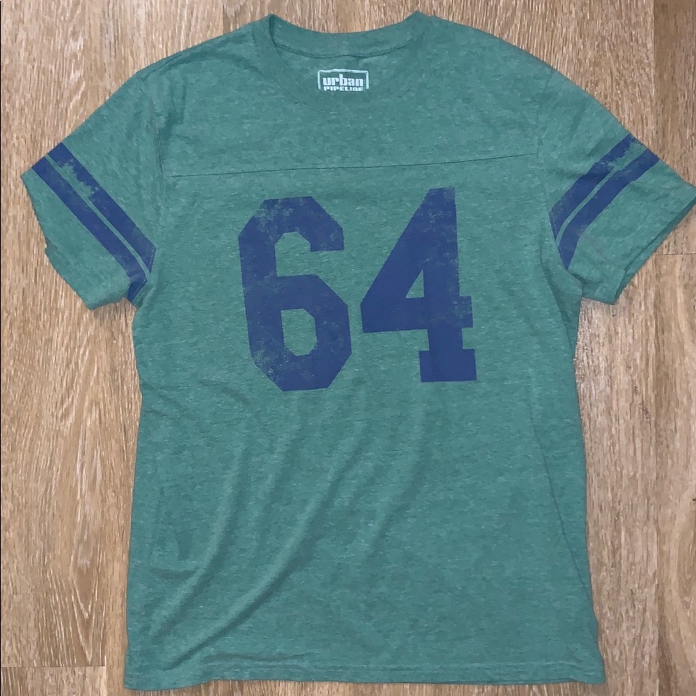 Tee shirt